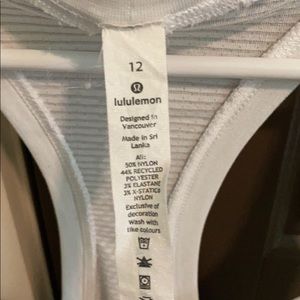 white razorback lululemon swiftly tech.